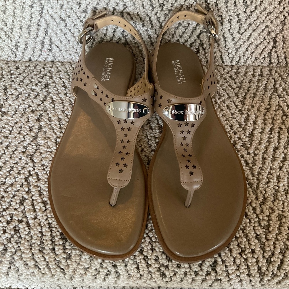 New Michael Kors Beige Star Sandals